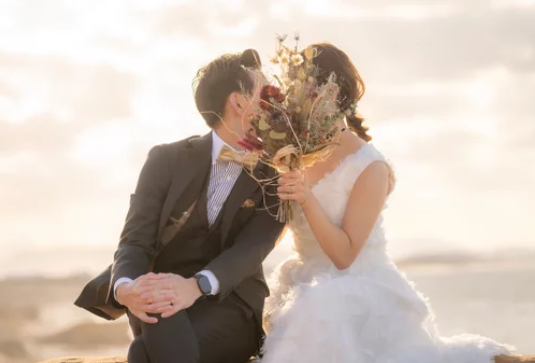 広島市歯医者　佐伯区歯医者　楽々園歯医者　海老園歯医者　えみたす歯科・矯正歯科　イオンタウン楽々園院　広島市歯医者おすすめ　結婚式を控えている方にホワイトニングはおすすめ