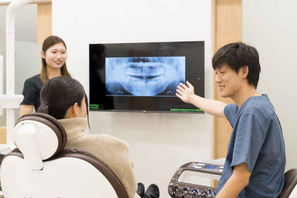 広島市歯医者　佐伯区歯医者　楽々園歯医者　海老園歯医者　廿日市市歯医者　えみたす歯科・矯正歯科　イオンタウン楽々園院　広島市おすすめ歯医者　