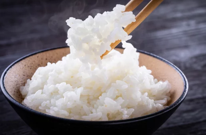 広島市歯医者　佐伯区歯医者　楽々園歯医者　海老園歯医者　えみたす歯科・矯正歯科　イオンタウン楽々園院　広島市でおすすめの歯医者　ホワイトニング　佐伯区ホワイトニング　ホワイトニング後のおすすめの食事