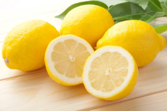 広島市歯医者 佐伯区歯医者 楽々園歯医者 海老園歯医者 廿日市市歯医者 えみたす歯科・矯正歯科 イオンタウン楽々園院 広島市でおすすめの歯医者 定期検診 レモンの注意点 酸蝕症