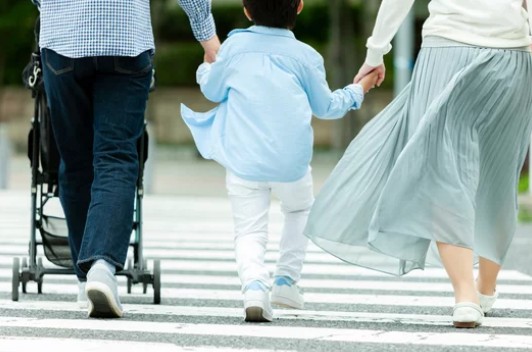 広島市歯医者　佐伯区歯医者　楽々園歯医者　海老園歯医者　廿日市市歯医者　えみたす歯科・矯正歯科　イオンタウン楽々園院　広島市でおすすめの歯医者　定期検診　