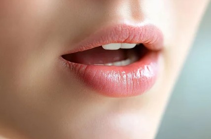 歯科 歯医者 広島市歯医者 佐伯区歯医者 楽々園歯医者 海老園歯医者 廿日市市歯医者 えみたす歯科・矯正歯科 イオンタウン楽々園院 広島市でおすすめの歯医者 歯科 歯医者 口臭の原因 意外な3つの要因